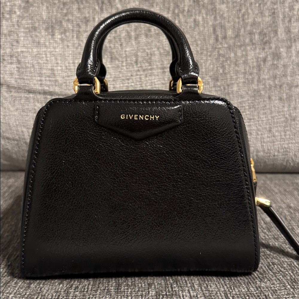 listing-status-banner